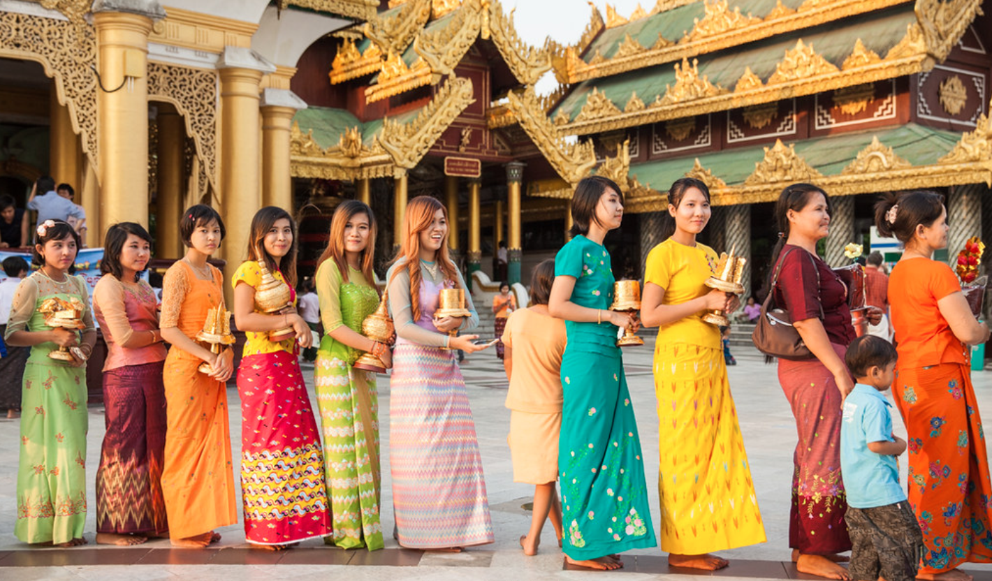 368 Myanmar Traditional Dress Stock Photos, High-Res Pictures, and Images -  Getty Images