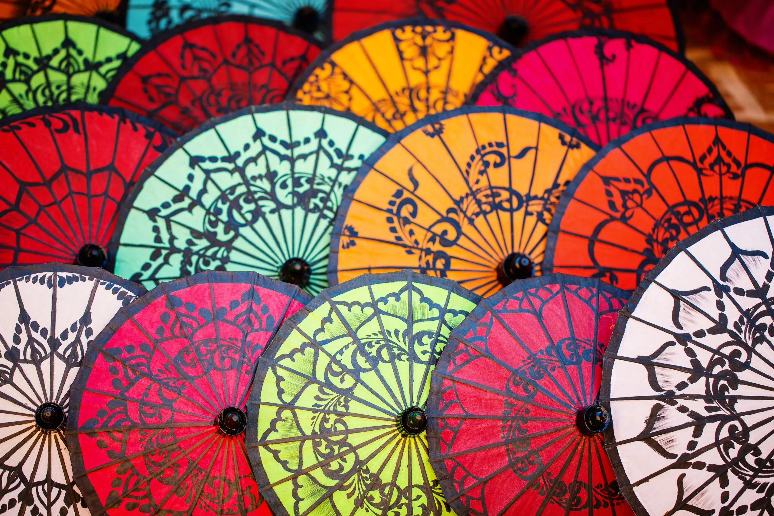 Parapluies traditionnels au Myanmar